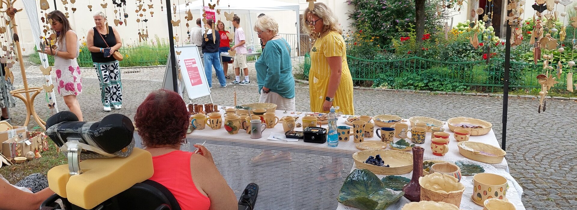 Nejznámější akce v našem areálu jsou Svatoanenské slavnosti a Bylinkobraní.